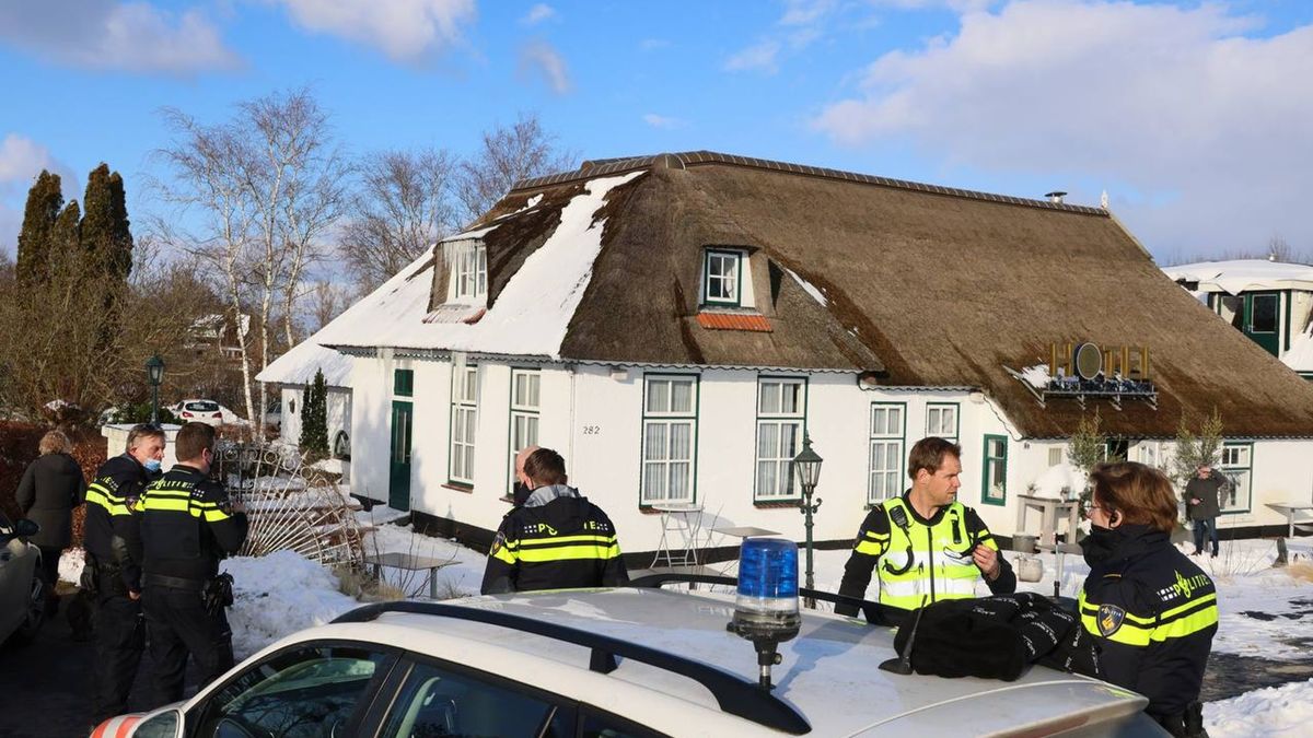 Man aangehouden voor bedreiging en wapenbezit in Wanneperveen
