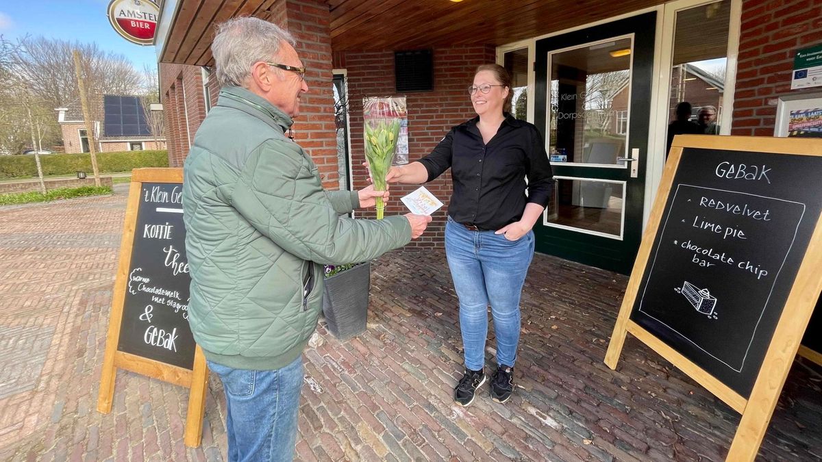 Eexterveen zet inwoners in de bloemetjes