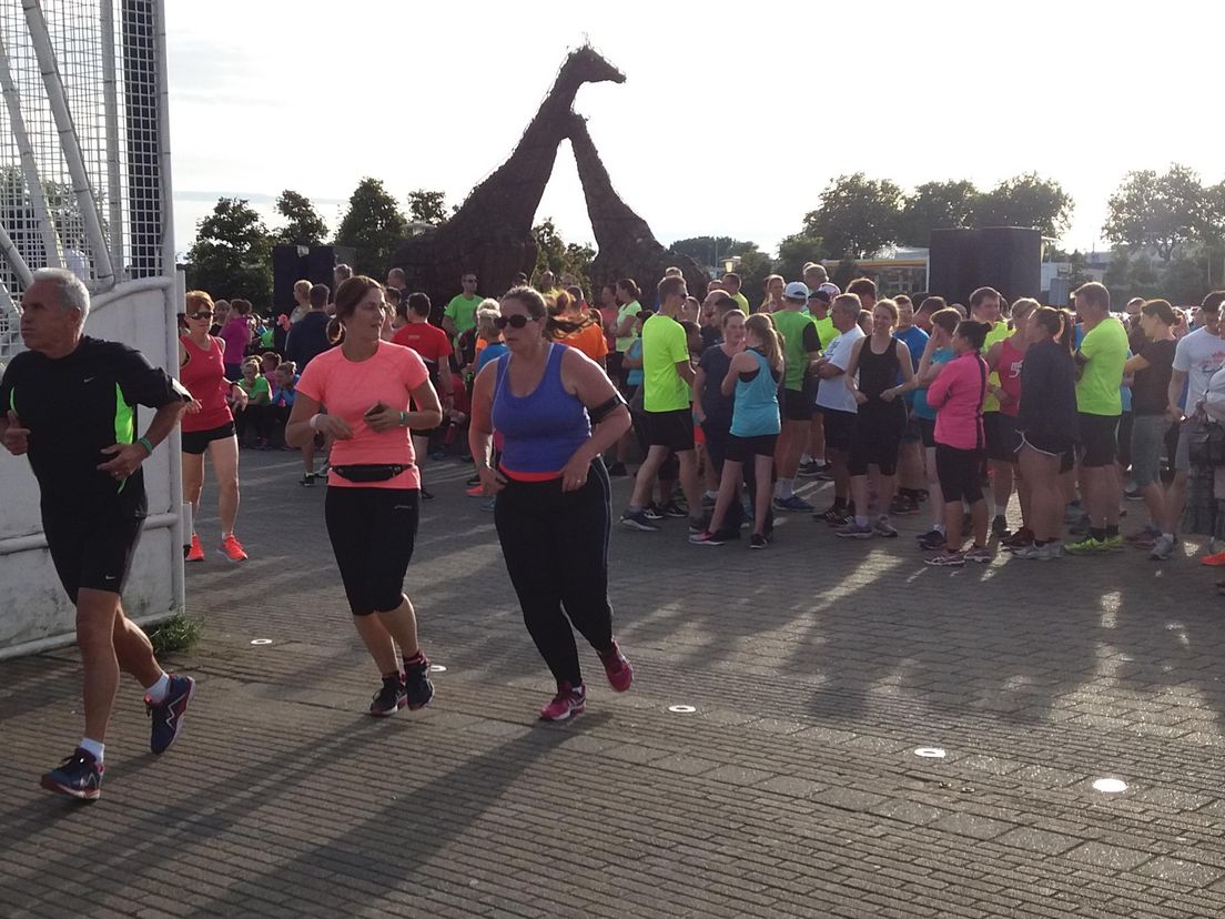 De Rotterdam Running Crew zocht weer een bijzondere locatie uit