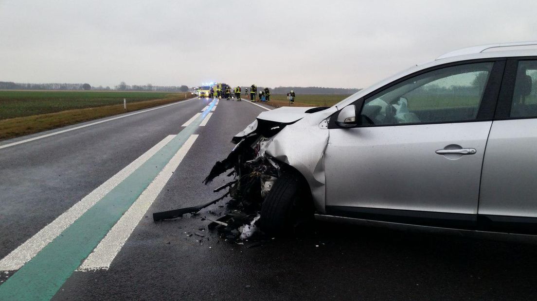 Beide auto's zijn afgesleept (Rechten: Persbureau Meter)