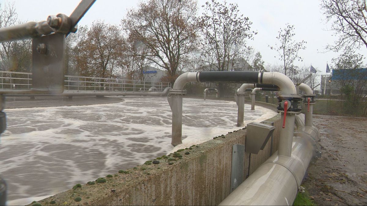 Rioolbuis kapot bij graafwerkzaamheden in Terherne