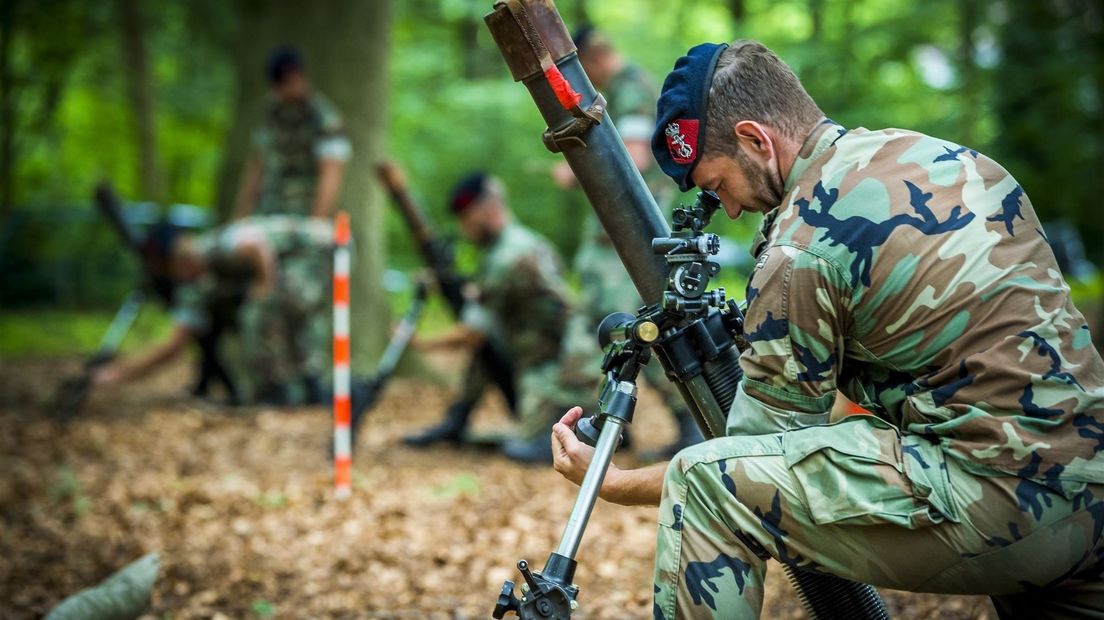 Mariniers in geweer tegen nieuwe kazerne Vlissingen