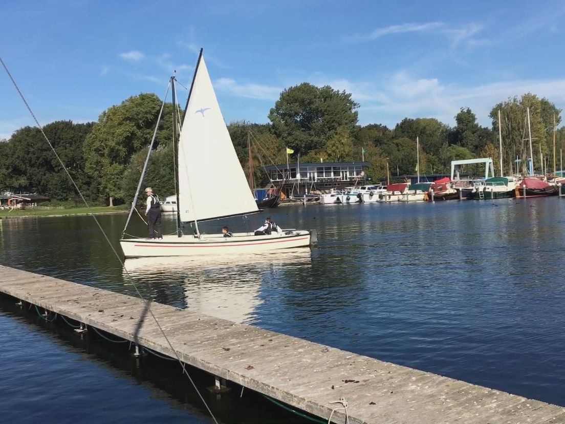 Zeilles voor tieners met een beperking op de Kralingse Plas