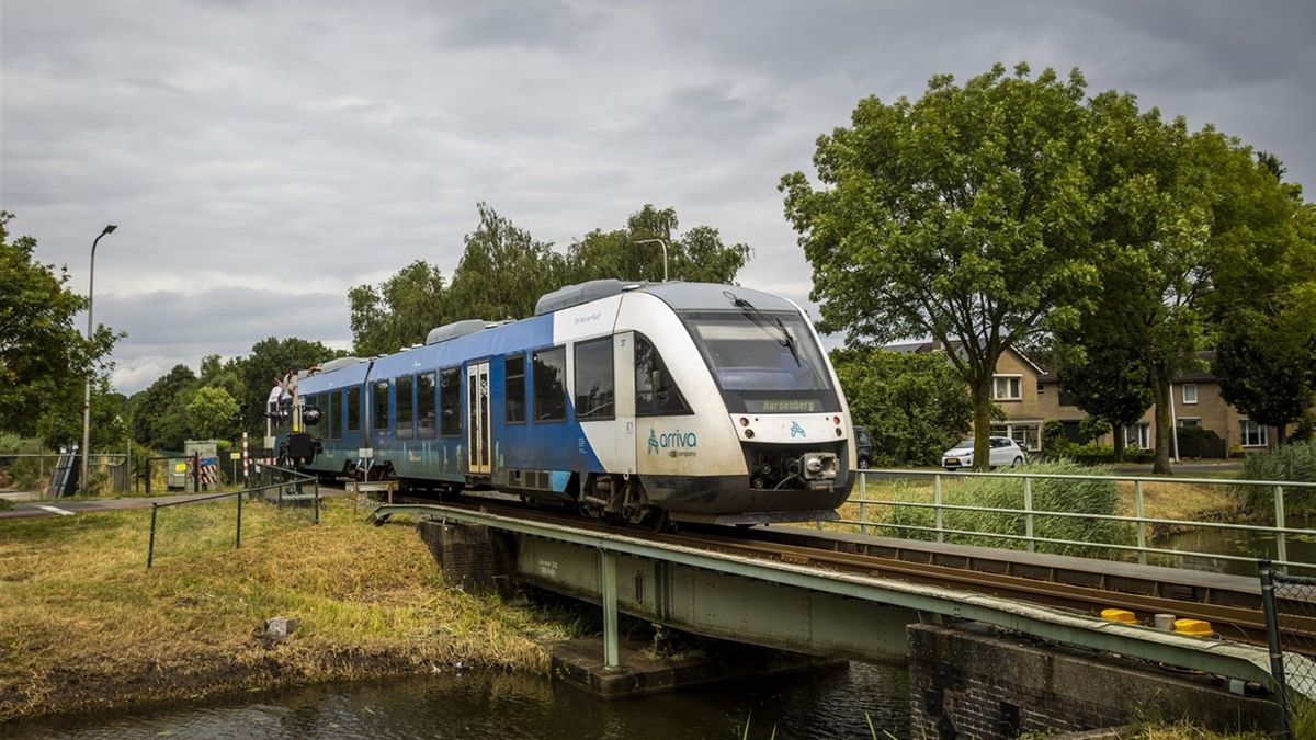 Overijssel trekt zelf geld uit voor elektrificatie spoor Almelo-Mariënberg: 