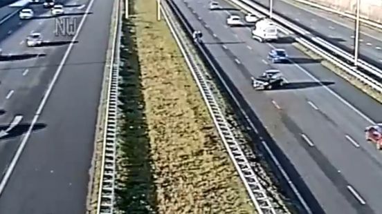 Vertraging op A2 na ongeluk tussen Maarssen en Breukelen. Vertraging op A2 na ongeluk tussen Maarssen en Breukelen.