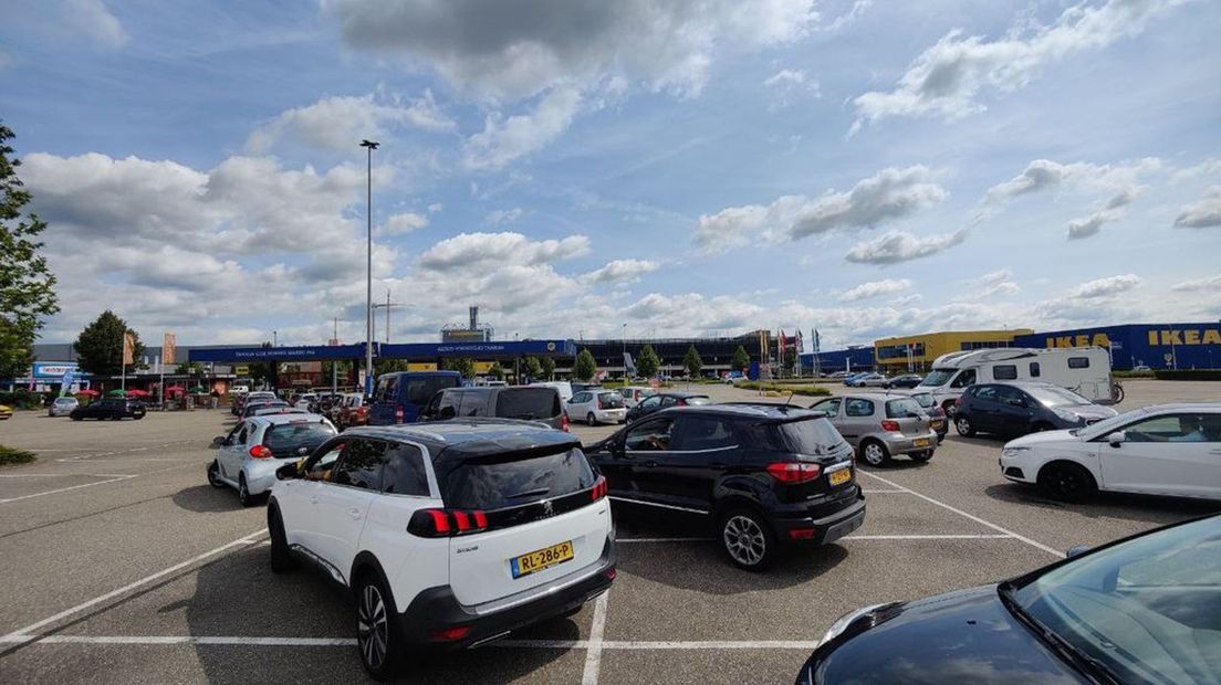Bij de Makro in Duiven was het eerder op de dag razend druk.