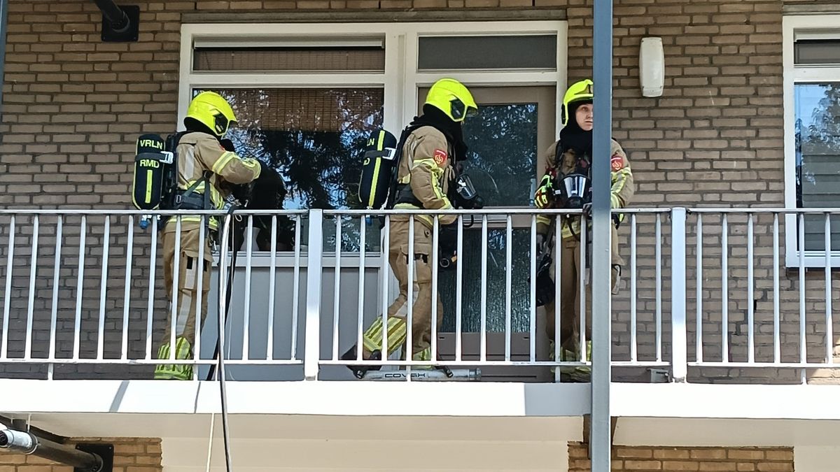 Brand in woning in Swalmen: bewoonster naar ziekenhuis