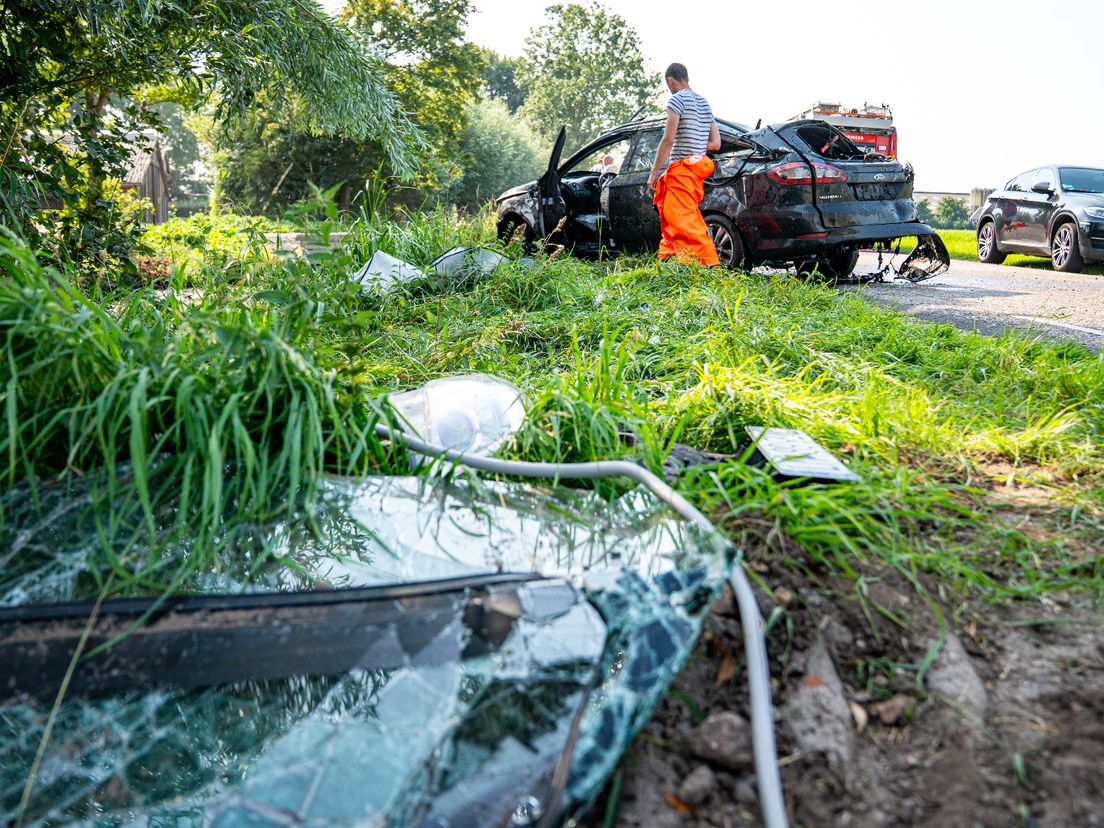 Naar schatting reed de auto zo'n 160 kilometer per uur.