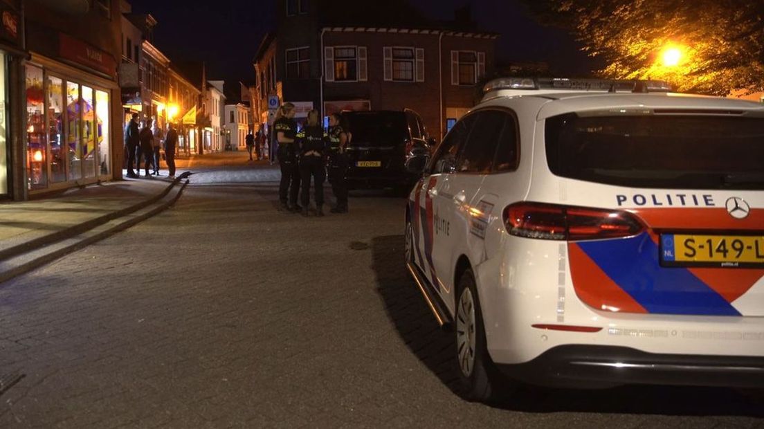 De politie kwam na de melding met meerdere wagens ter plaatse