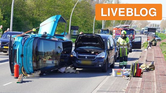 Kettingbotsing op N325 • vrouw gespietst bij val. Kettingbotsing op N325 • vrouw gespietst bij val.