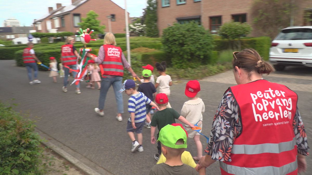 Al tien jaar lopen peuters in Heerlen hun eigen vierdaagse