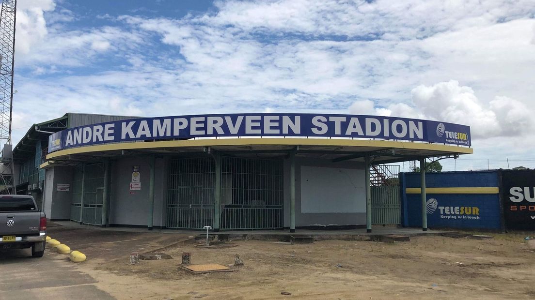 It André Kamperveenstadion yn Paramaribo