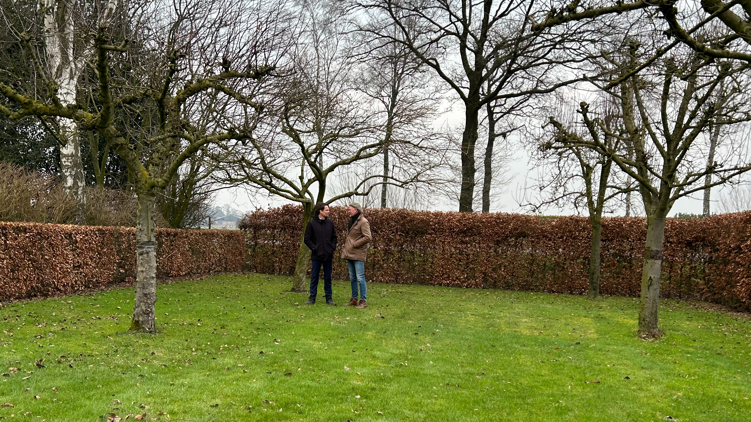 Alwin te Rietstap en Albert in gesprek over verbinding van het noorden met het oosten