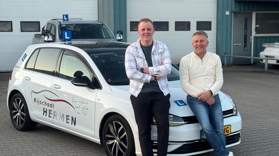 Jongste rijinstructeur Overijssel jaar in dienst: 'Mijn leeftijd is een voordeel' Home