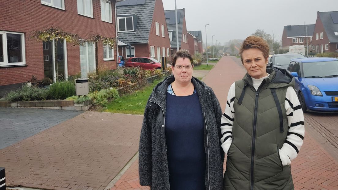 Delfzijlsters Bianca de Vries en Tineke Kornelius