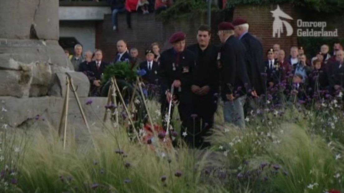 Tientallen veteranen bij Airborne-herdenkingen