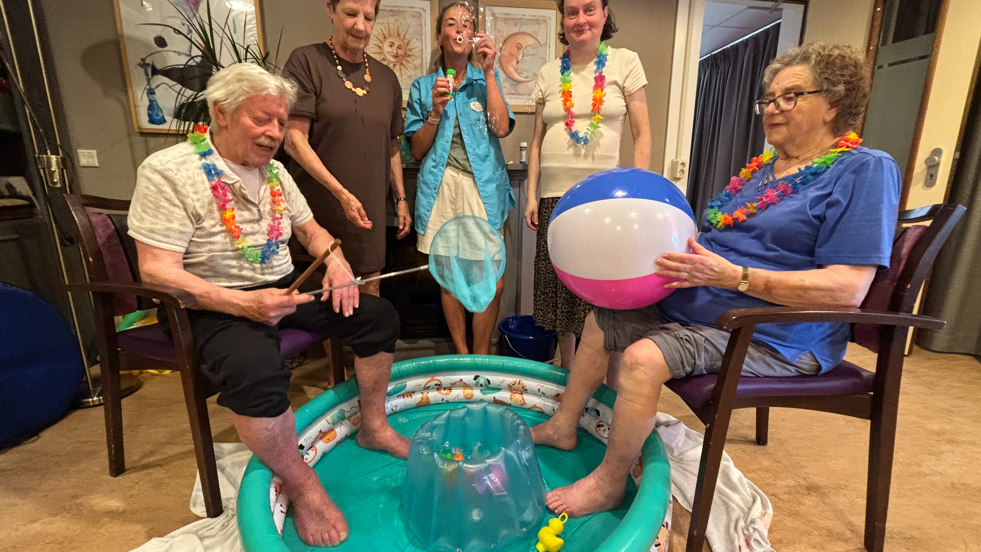 Waterpret met Annie (90) en John (87)