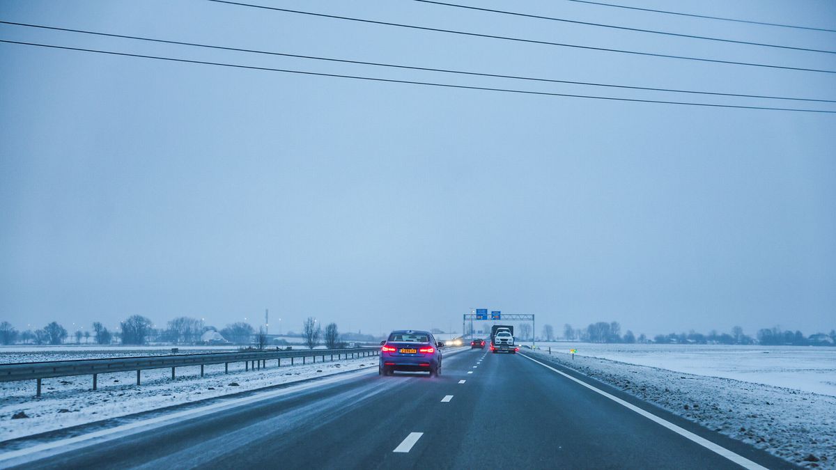 Rijkswaterstaat stelt koudeprotocol in voor het weekend | Code oranje verlengd tot 21.00 uur
