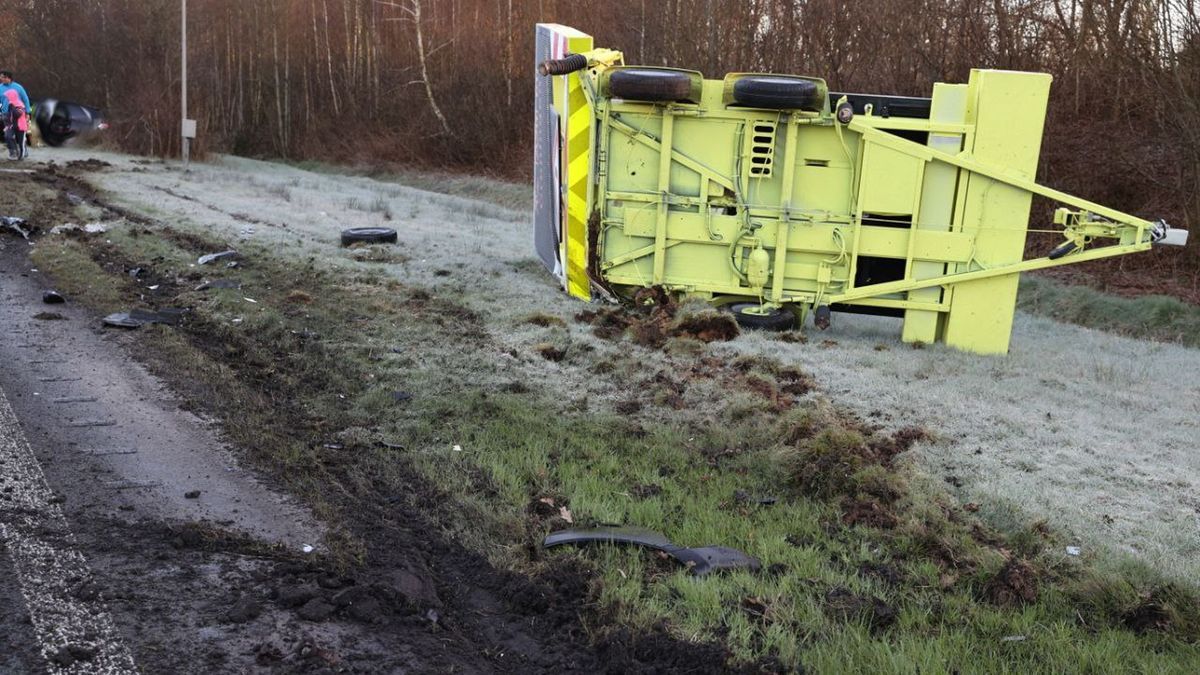 Gezin uit Eelderwolde botst op N34 op pijlwagen