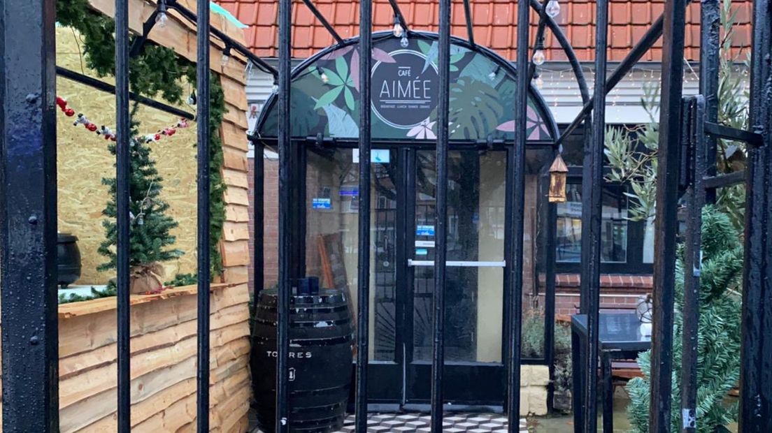 Café Aimée is vanwege de strenge lockdown niet open, er kan wel worden afgehaald