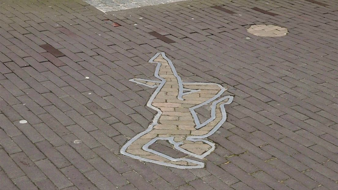 De omtrek van Jan van Schaffelaar op het Kerkplein in Barneveld