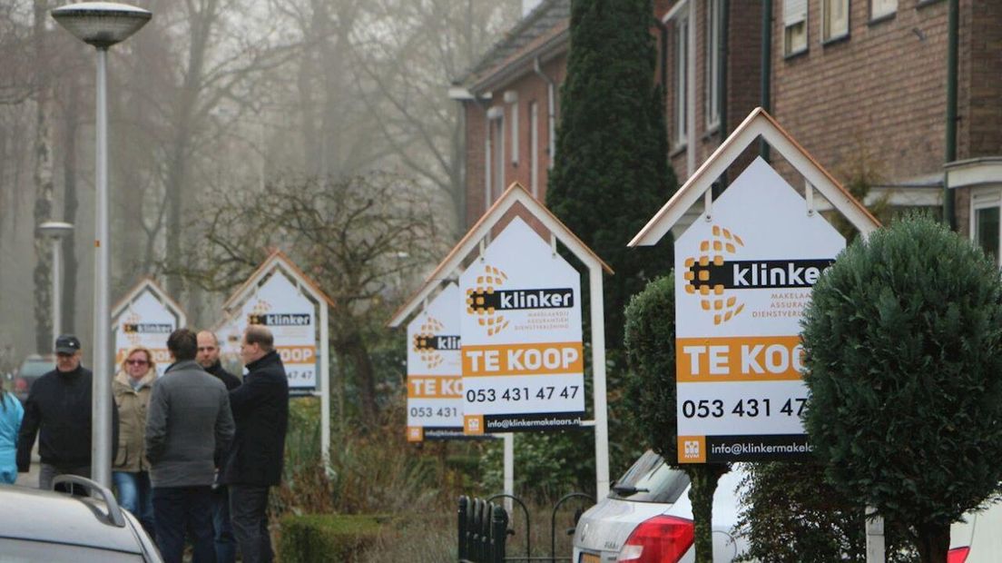 Bewoners Kuipersdijk Enschede zetten huis te koop