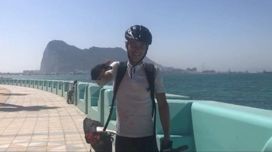 Jelle uit Wijhe fietste naar Zuid-Spanje: "Ik raak de fiets dit jaar niet meer aan"