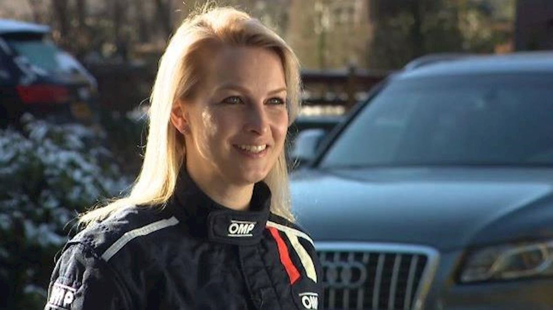 Shirley van der Lof uit Haaksbergen valt net buiten de boot voor stoeltje in Formule 1 voor vrouwen