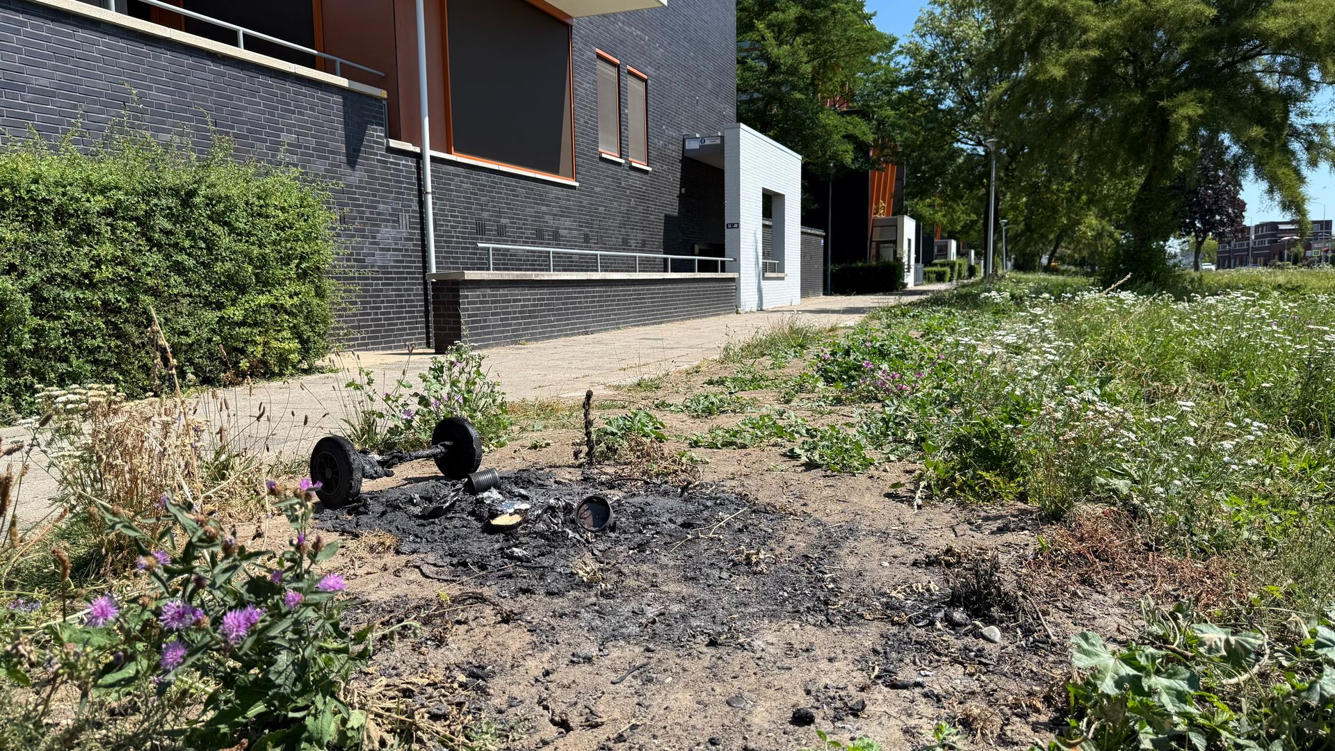 Branden houden bewoners van Tiel-West al weken bezig