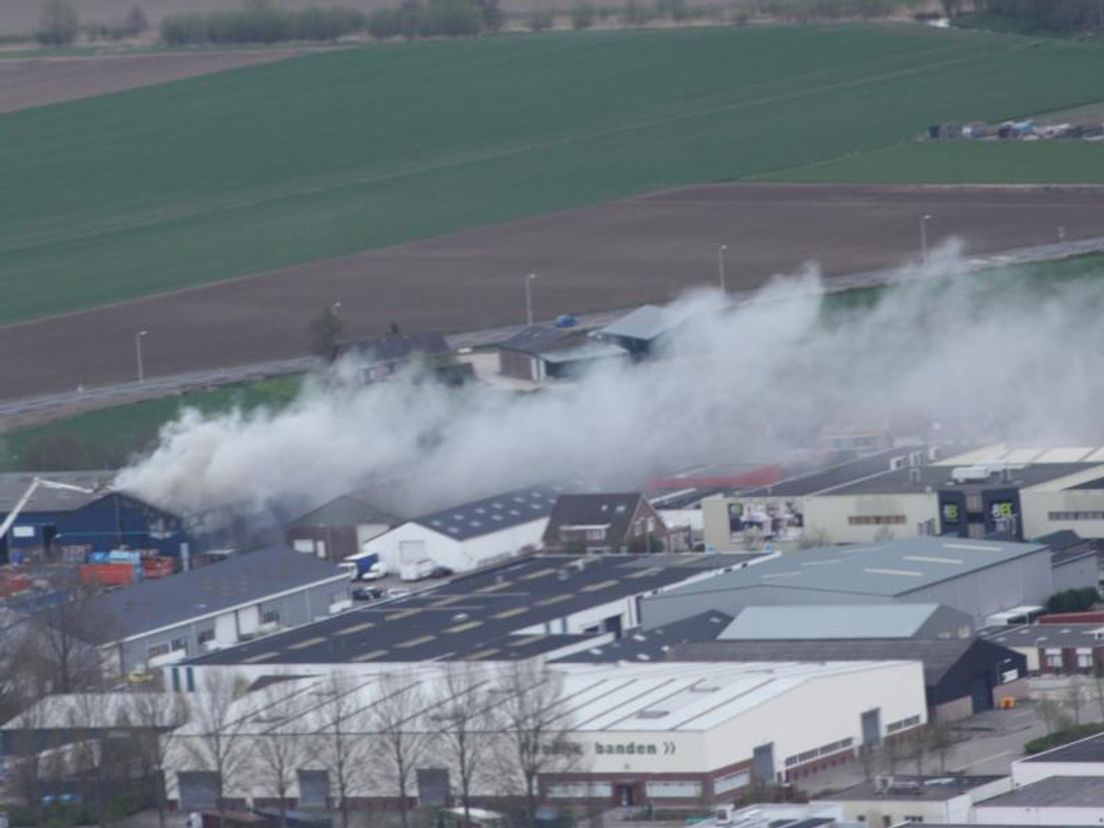 luchtfoto_brand_Strijen_Wilma_de_Jong