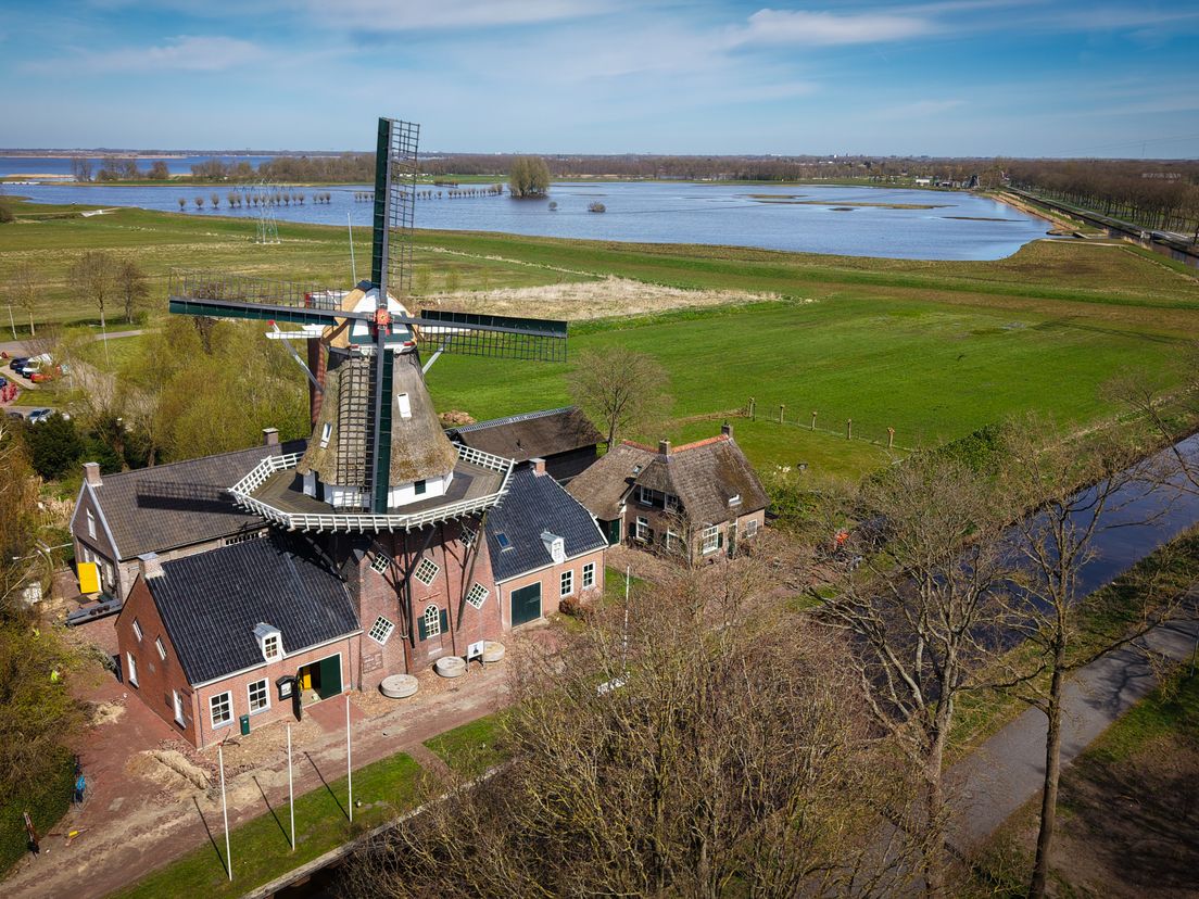 Molen De Wachter in Zuidlaren kan er na een flinke renovatie weer jaren tegenaan