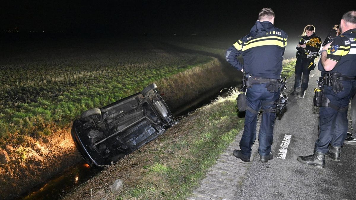 112-nieuws dinsdag 10 maart: Automobilist in Stedum op de kop in de sloot • Wapenvondst in Stadskana