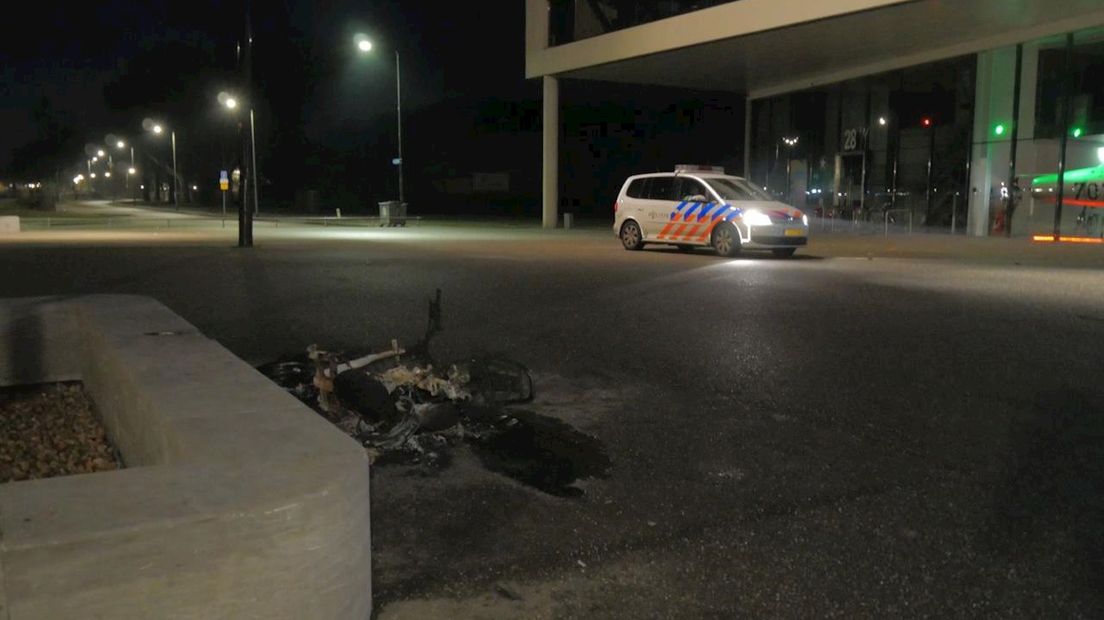 Scooter afgebrand in Enschede