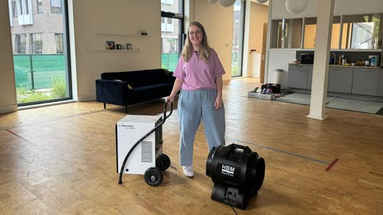 Mouwen opstropen na waterschade in school: 'Moeten alle herinneringen vervangen' Home
