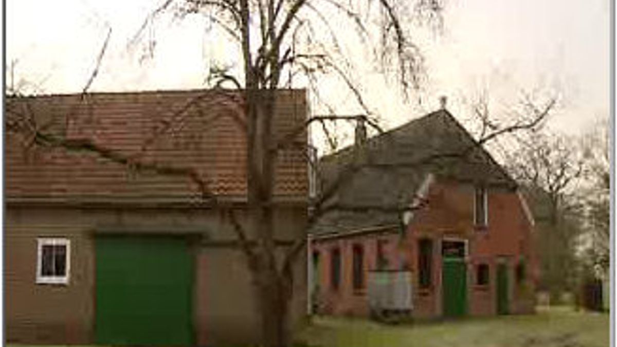 Historische Vereniging Zweeloo krijgt timmerwerkplaats Frensen