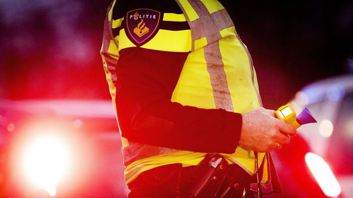 Twee drankrijders in Kollumerzwaag opgepakt, die beiden weigerden mee te werken