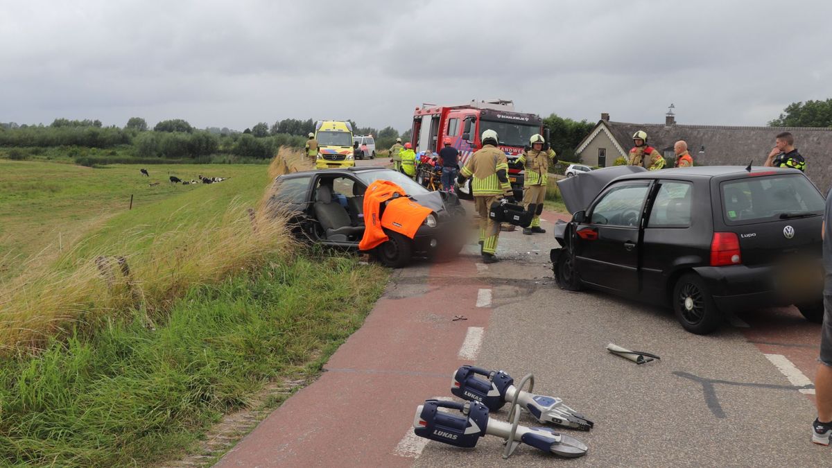 Drie gewonden bij botsing op Lekdijk