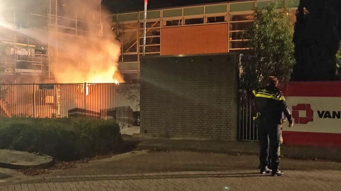 De brandweer heeft het vuur geblust (Rechten: Persbureau Meter)