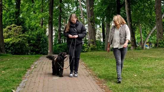 Famke gooide het roer om en helpt nu mensen met PTSS