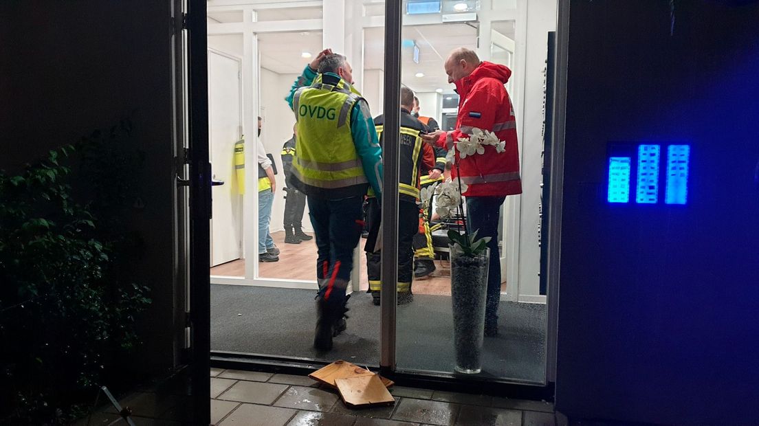 Een gebouw aan de Limaweg in Waddinxveen werd ontruimd