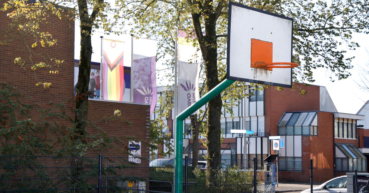 Buurt boos op ROC, basketbalveld maakt plaats voor parkeerplaatsen