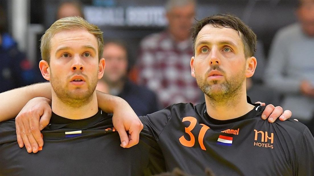 Oranje-doelmannen Bart Ravensbergen (links) en Gerrie Eijlers.