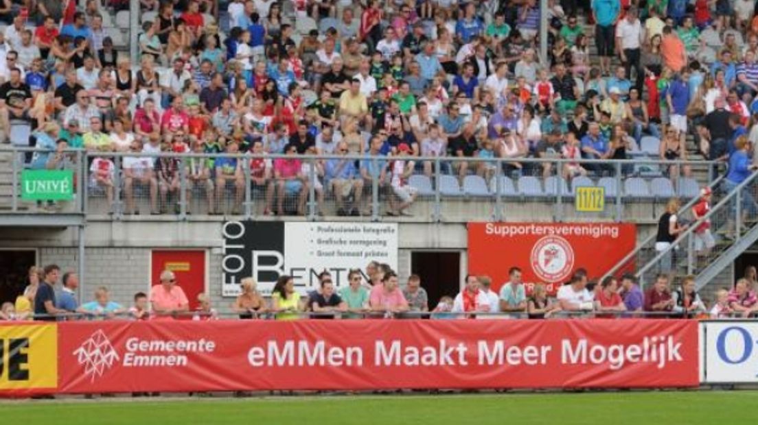 Ajax speelde in Emmen