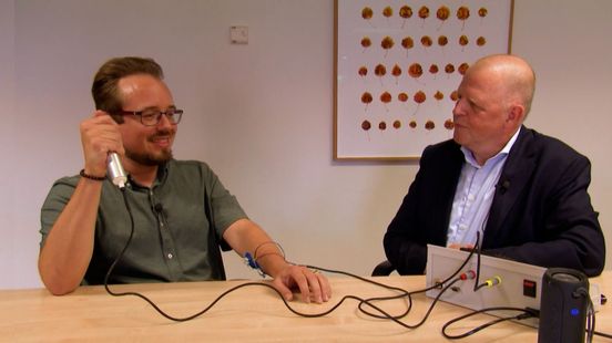 Waarom je favoriete muziek pijn kan verzachten