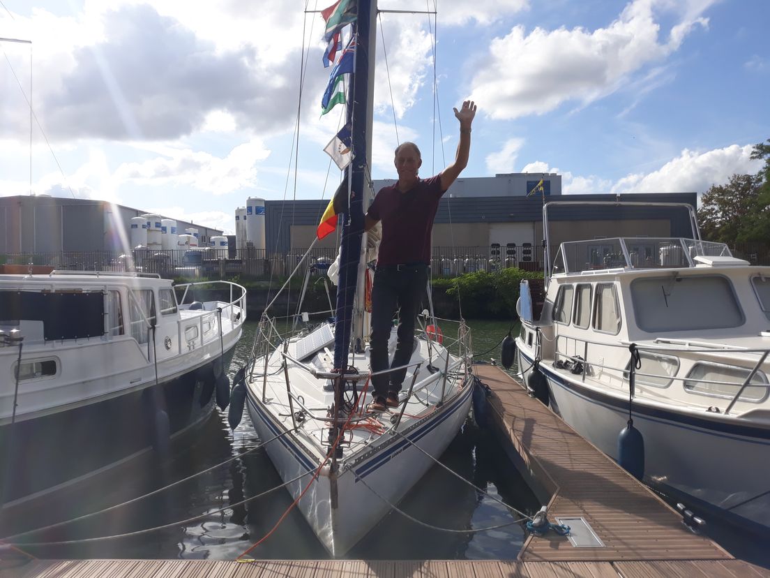Frank van Hellemond op zijn boot Leibelei
