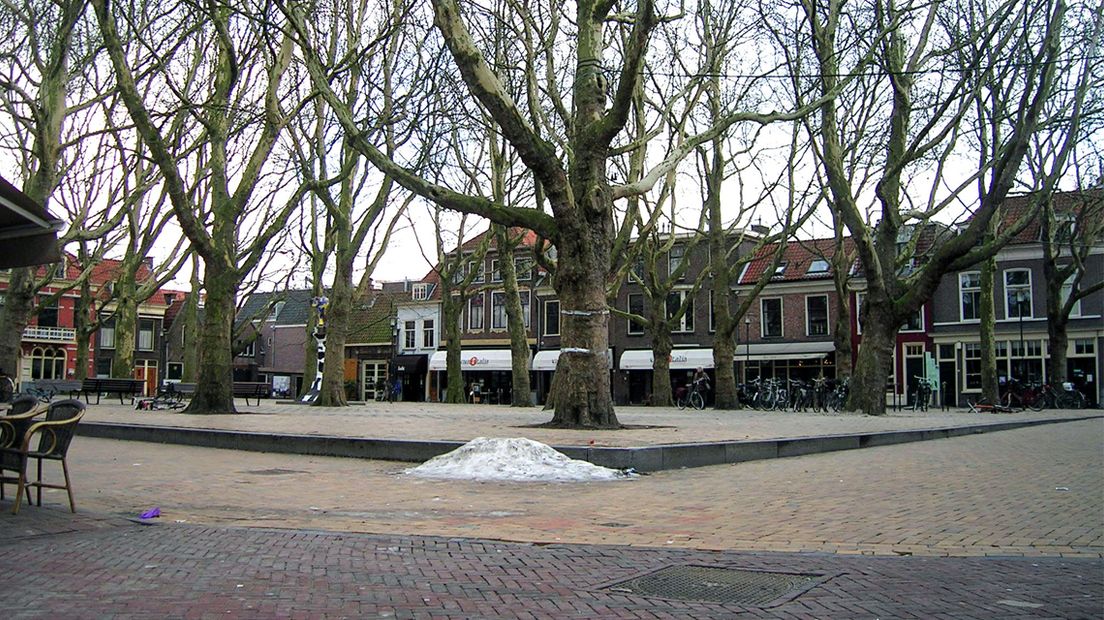 Voor het eerst in 14 jaar niet schaatsen op de Beestenmarkt in Delft