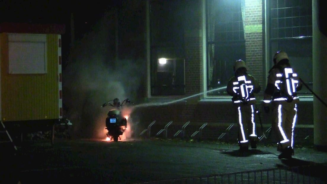 Scooter in brand in Enschede
