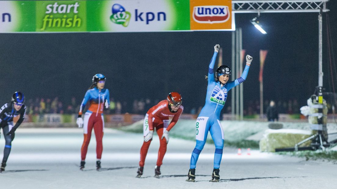 Irene Schouten wint schaatsmarathon Haaksbergen