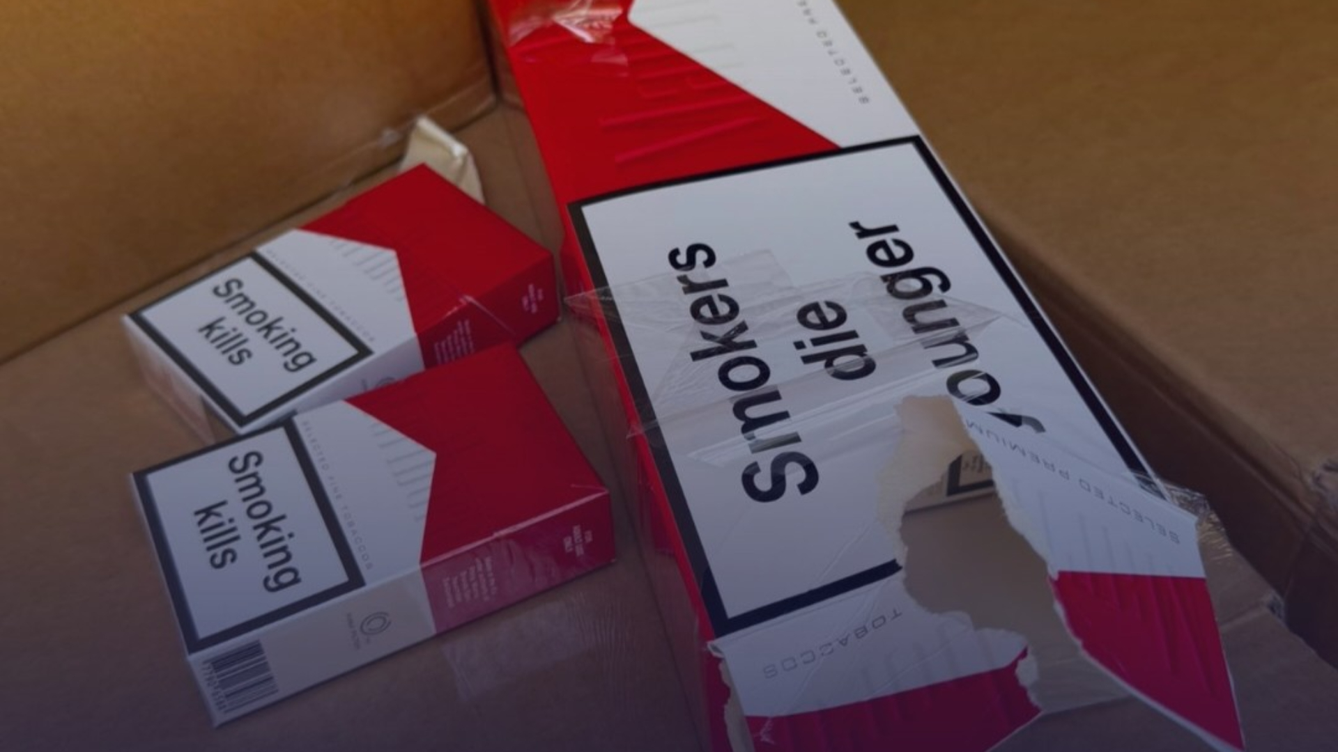 Politie onderschept 800.000 illegale sigaretten in Schiedam.