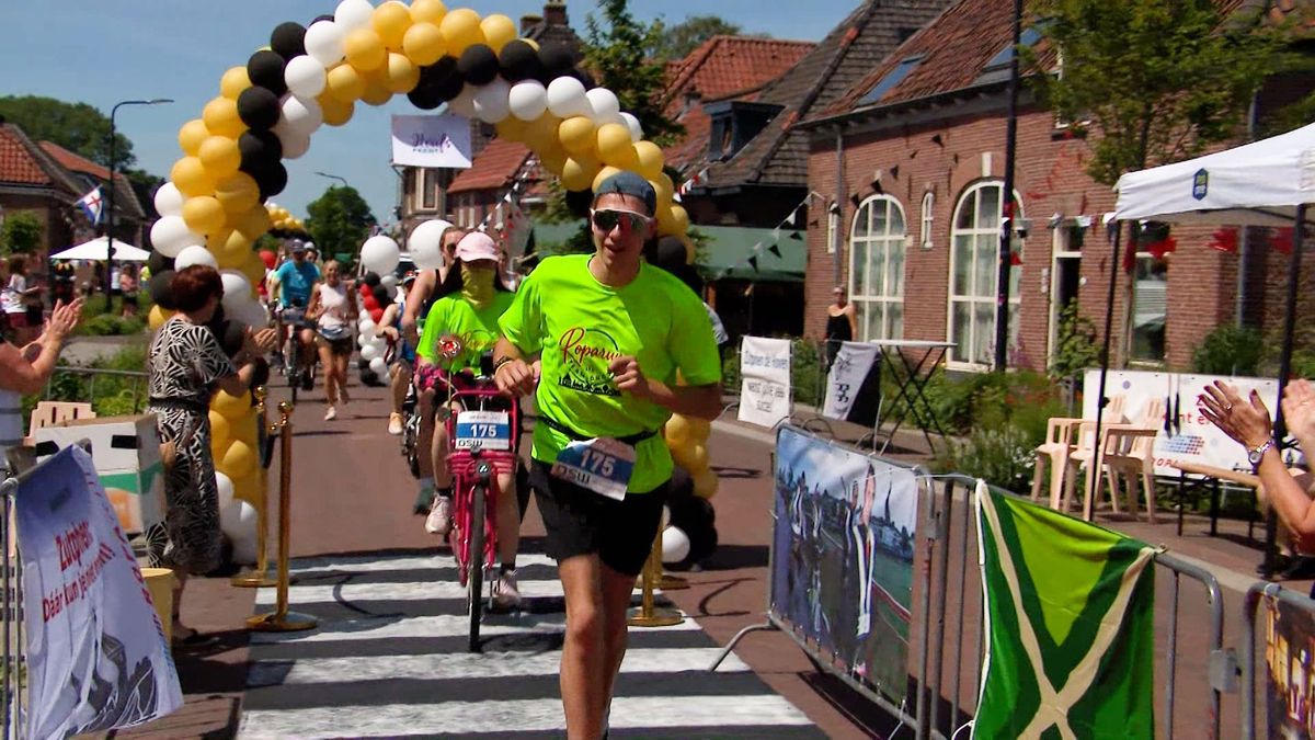Deelnemers Roparun worden toegejuicht in Zutphense wijk: 'We krijgen veel mensen op de been'
